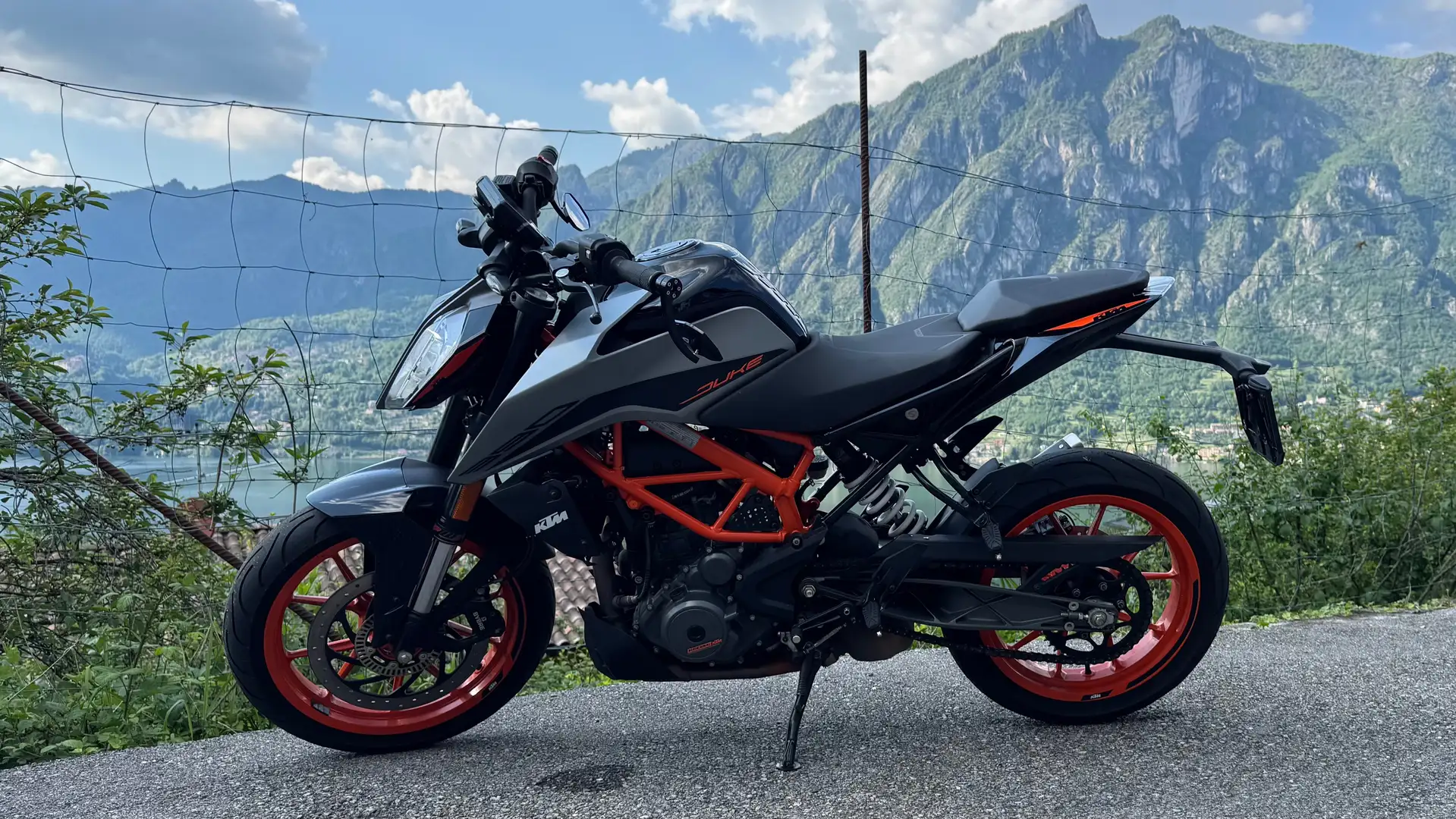 KTM 390 Duke Gri - 2
