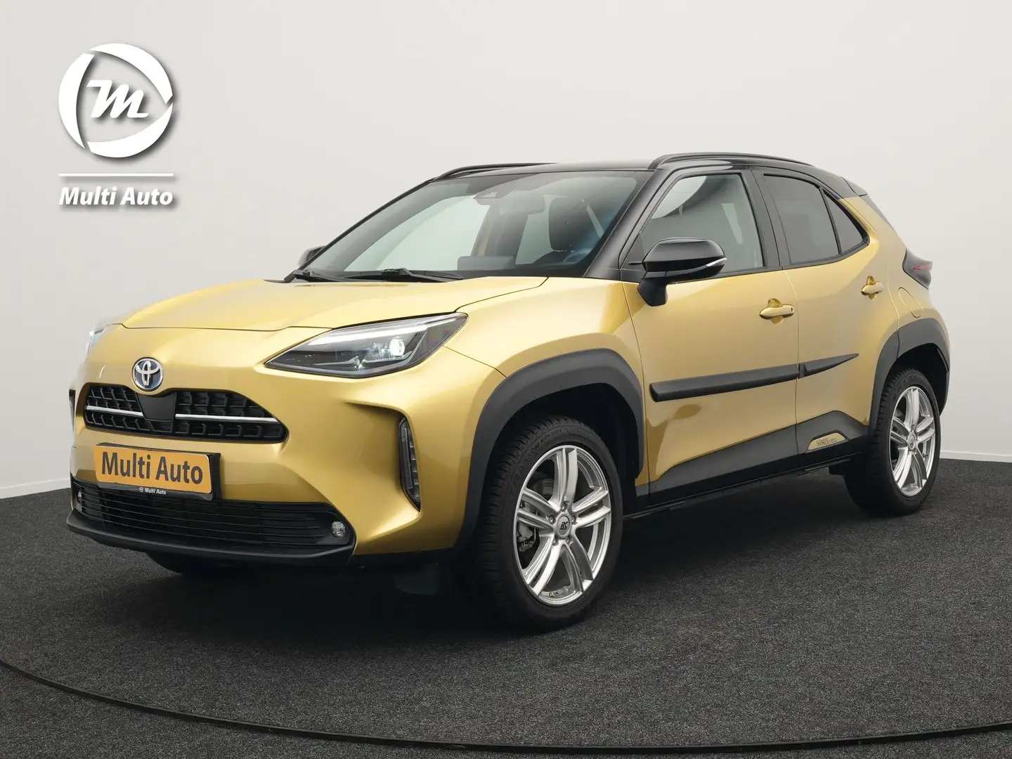 Toyota Yaris Cross 1.5 Hybrid Executive | Panodak | Adaptive Cruise | Oro - 1
