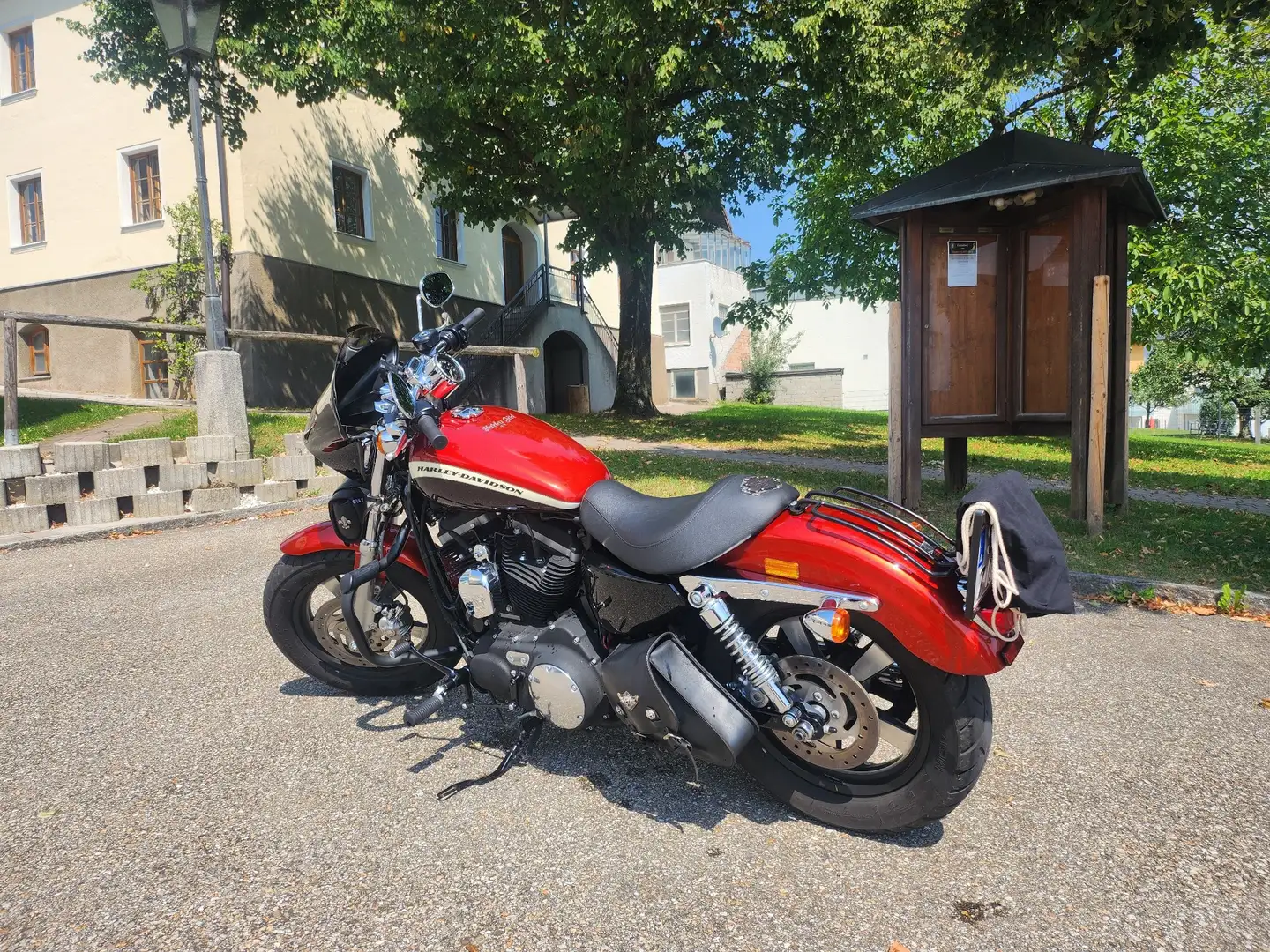 Harley-Davidson Sportster 1200 Rot - 1