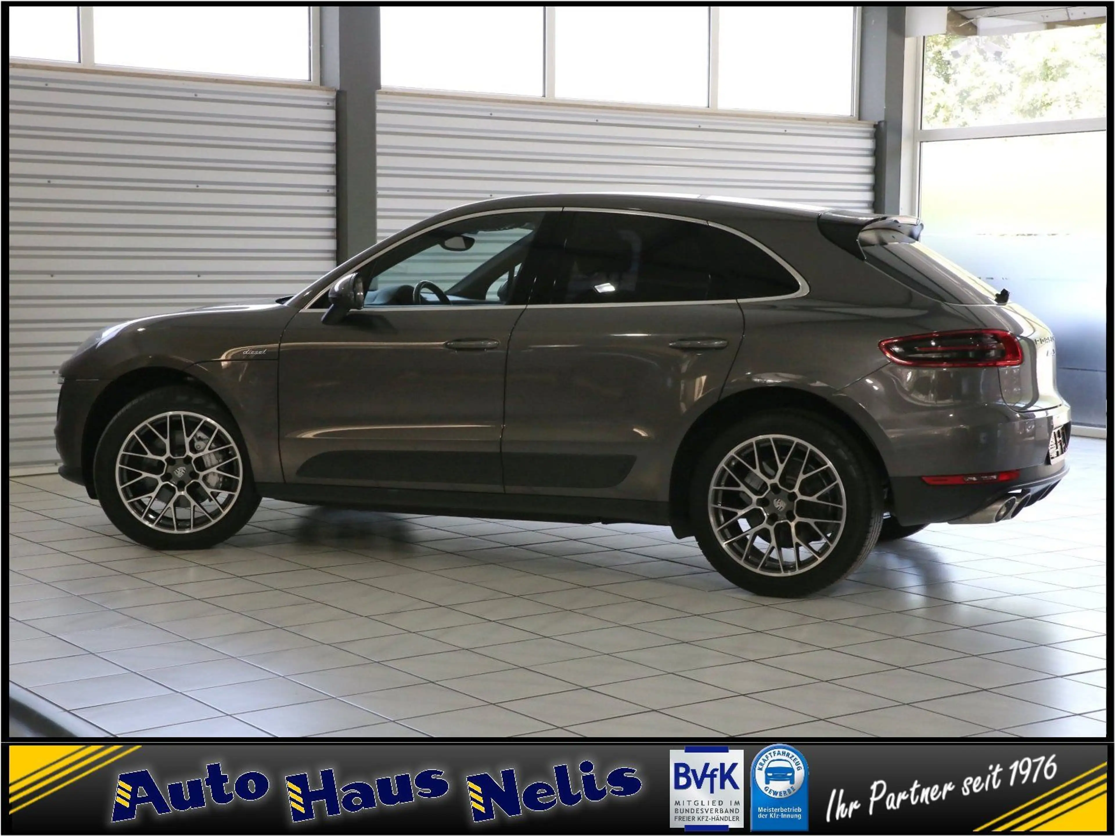 Porsche Macan S 3,0 TDI Bi-Xenon PDLS RFKam Luft PASM Ch — photo 18