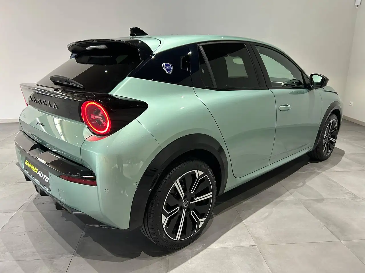 Lancia Ypsilon 2025 — фото 6