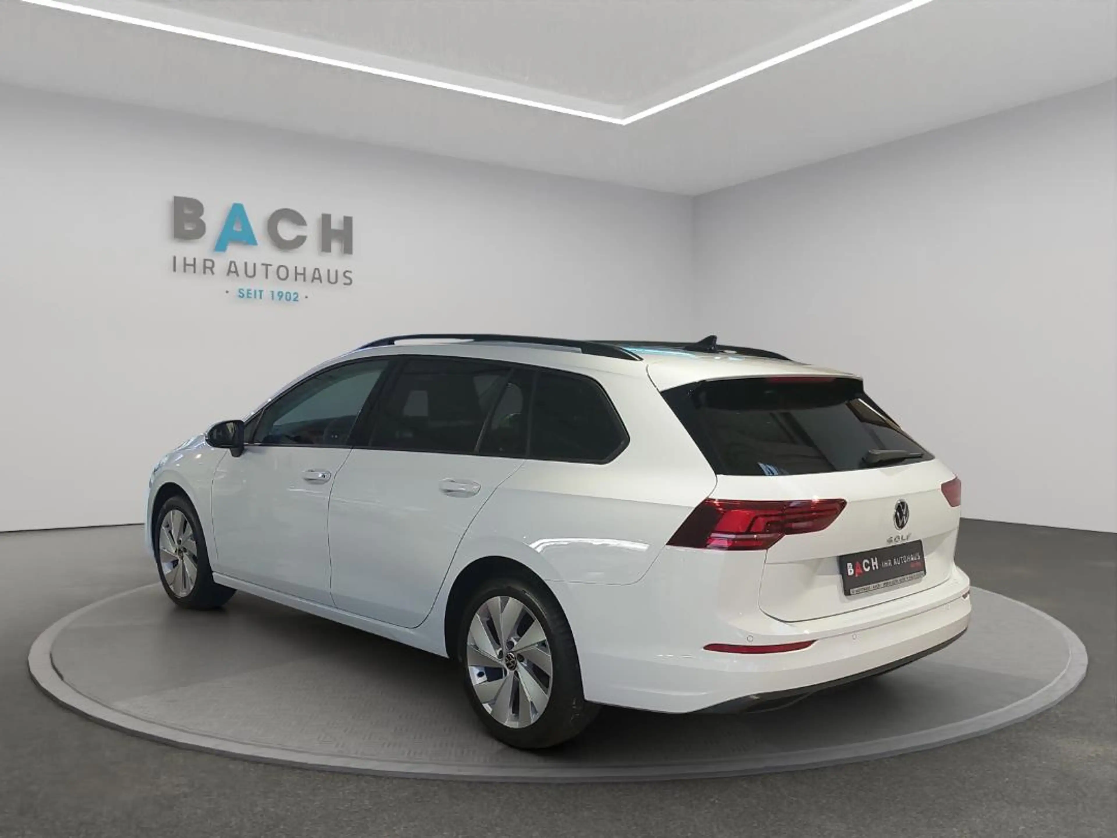 Volkswagen Golf Variant Life 1,5 l TSI OPF 85 kW  6-Gang AHV 17"Alu — photo 6