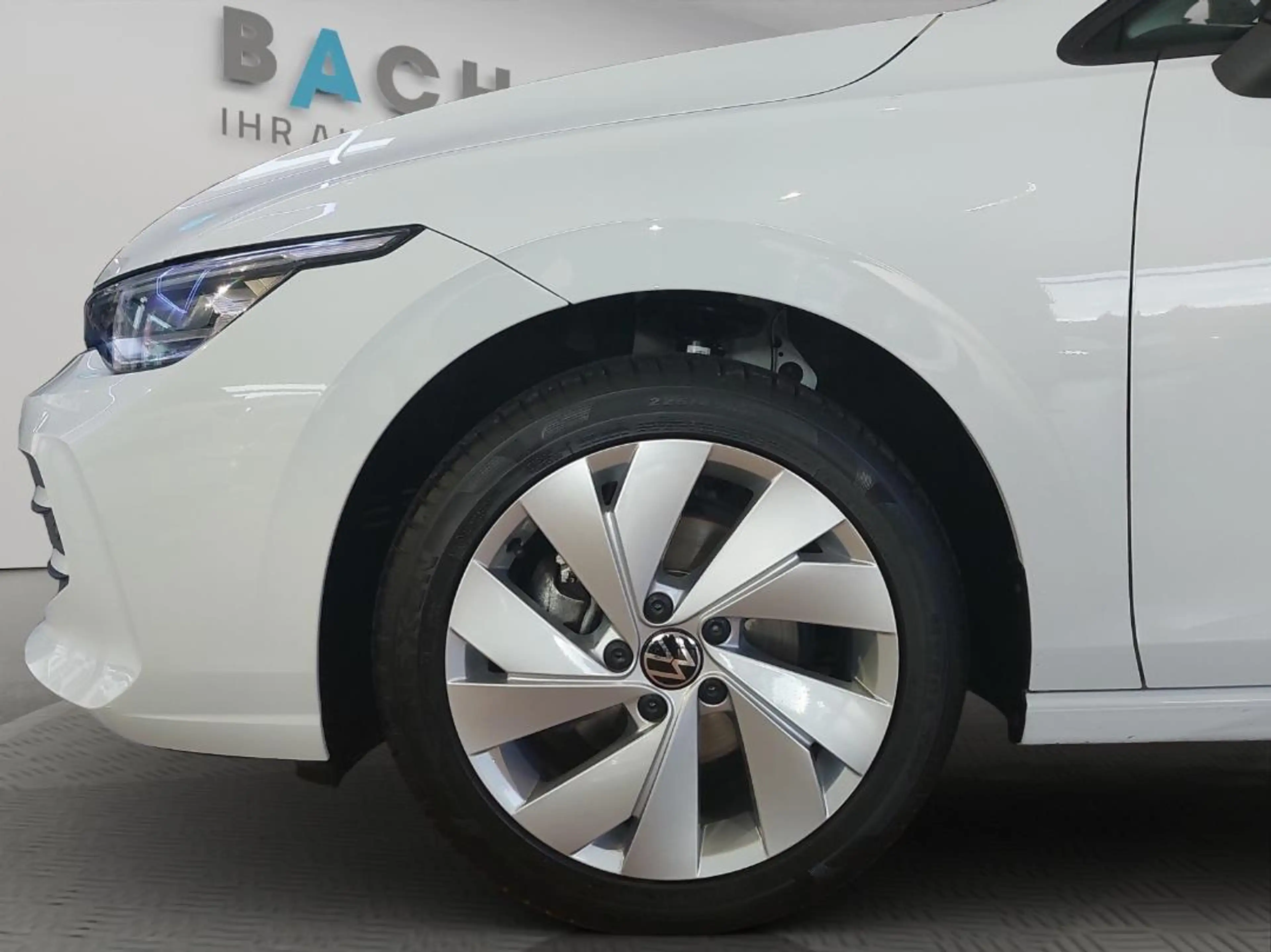 Volkswagen Golf Variant Life 1,5 l TSI OPF 85 kW  6-Gang AHV 17"Alu — photo 10