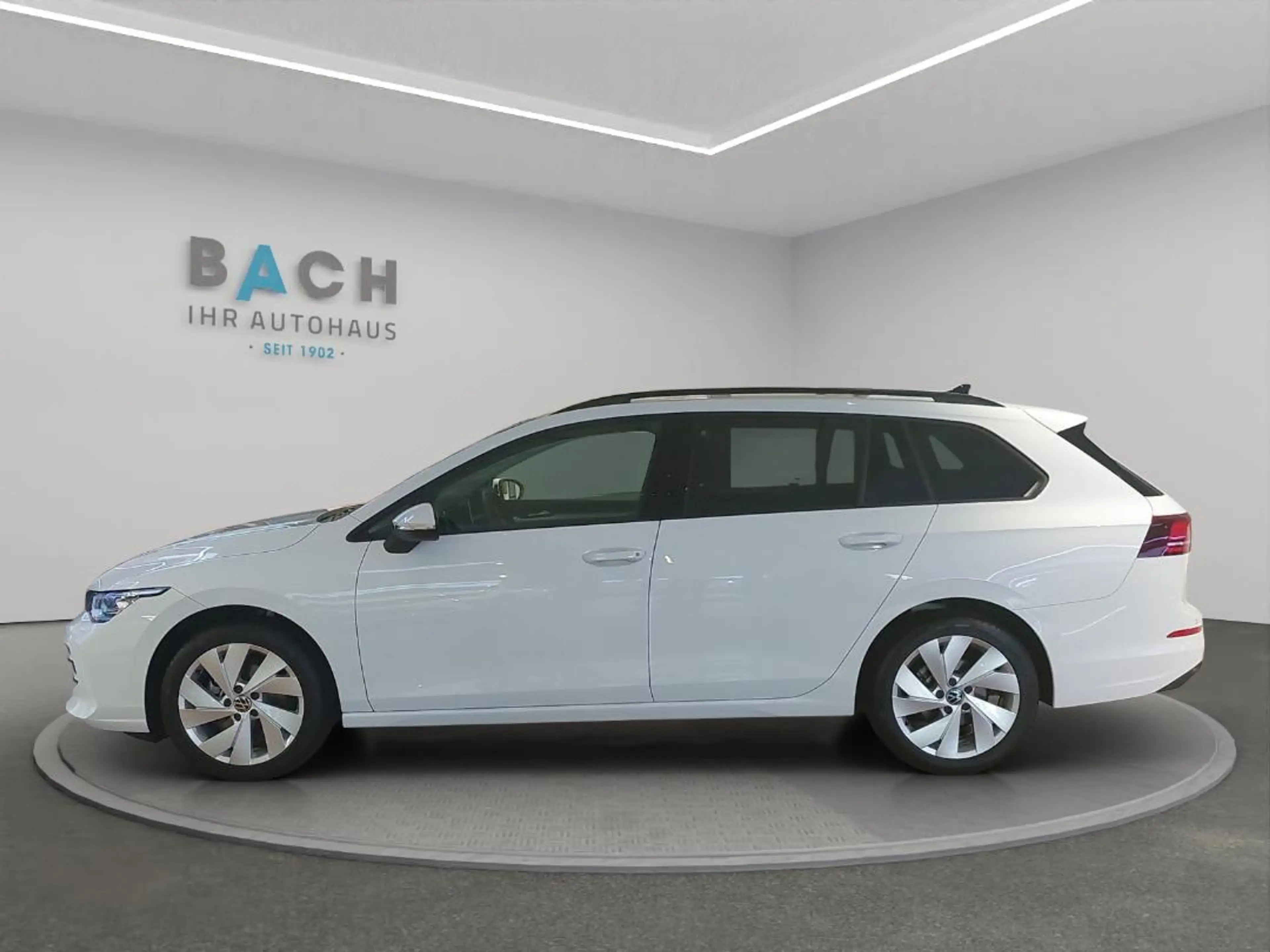 Volkswagen Golf Variant Life 1,5 l TSI OPF 85 kW  6-Gang AHV 17"Alu — photo 4