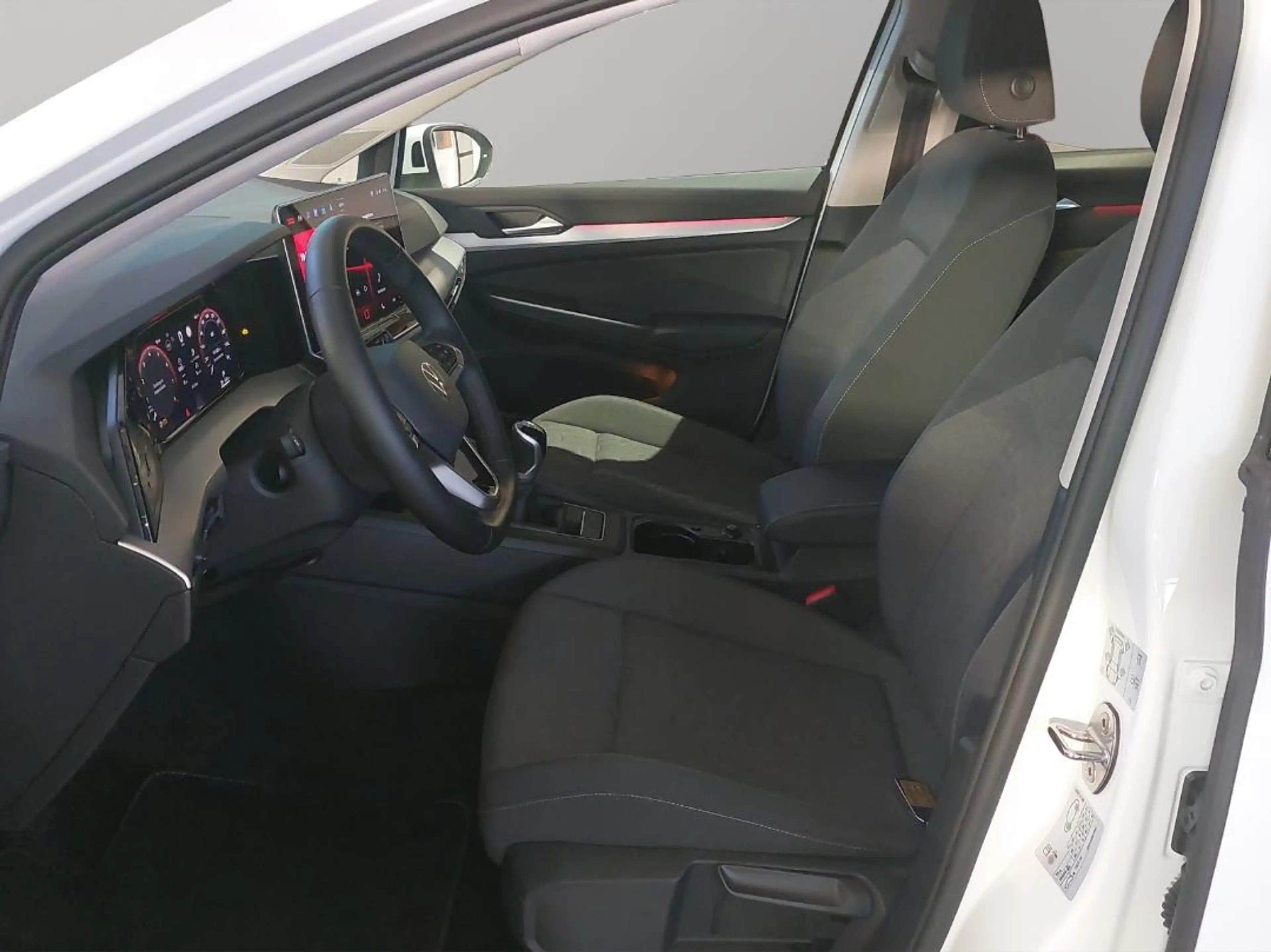 Volkswagen Golf Variant Life 1,5 l TSI OPF 85 kW  6-Gang AHV 17"Alu — photo 11