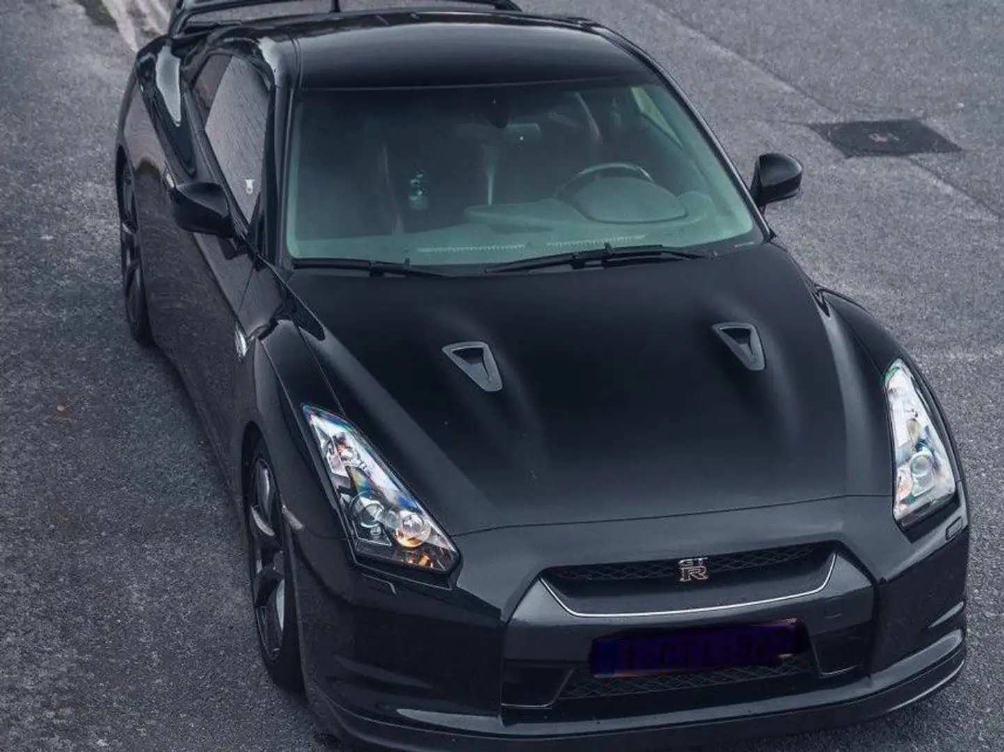 Nissan GT-R GT-R Schwarz - 1