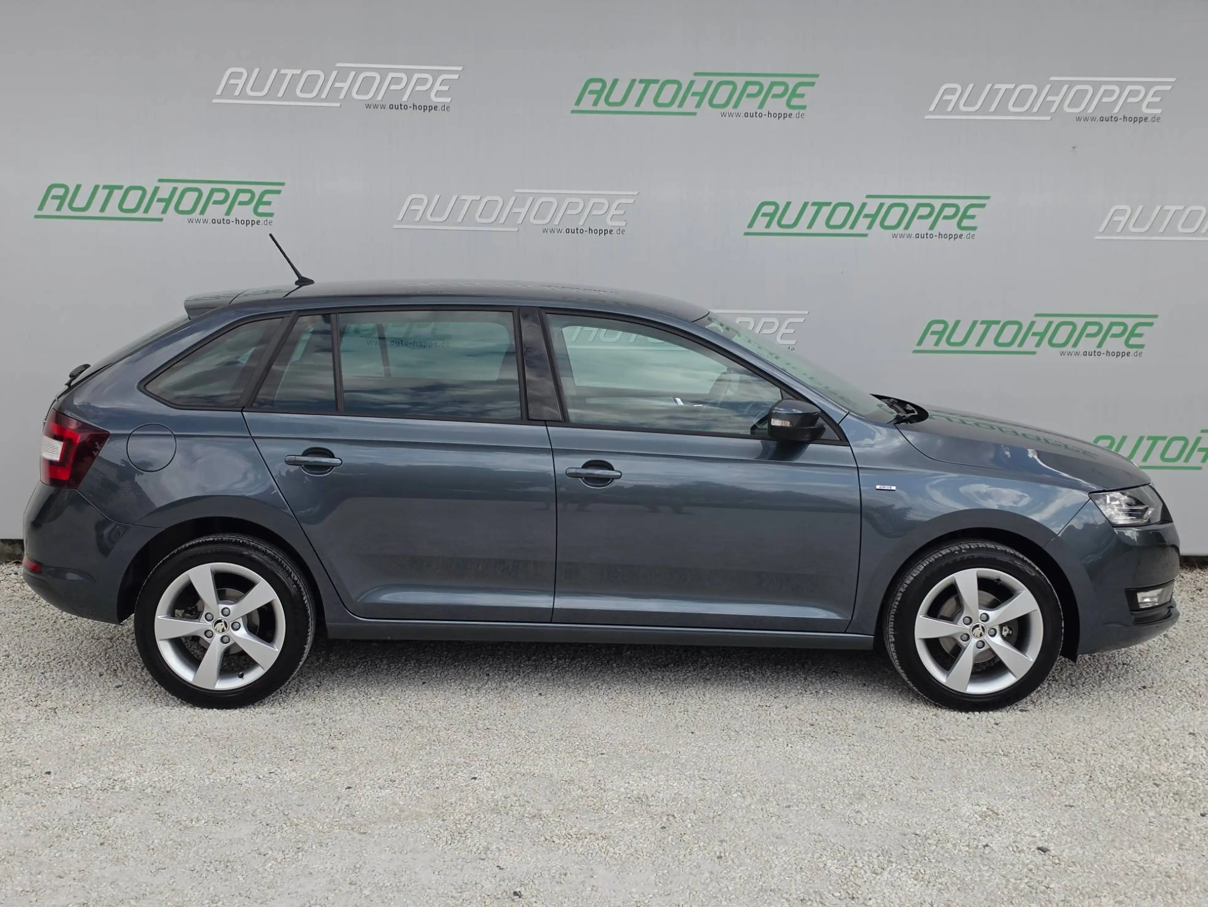 Skoda Rapid/Spaceback Drive, Navi, AHK, LED, Kamera... — photo 7