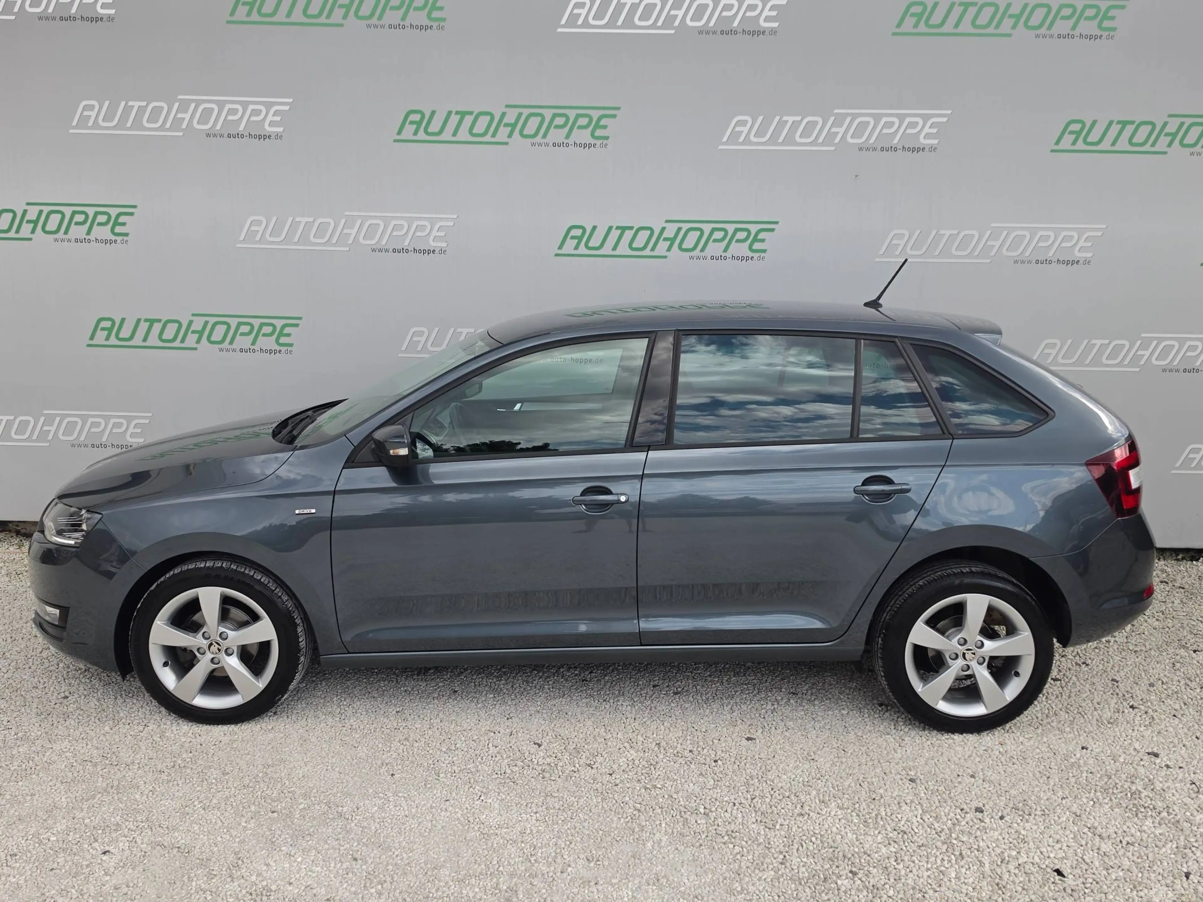 Skoda Rapid/Spaceback Drive, Navi, AHK, LED, Kamera... — photo 6