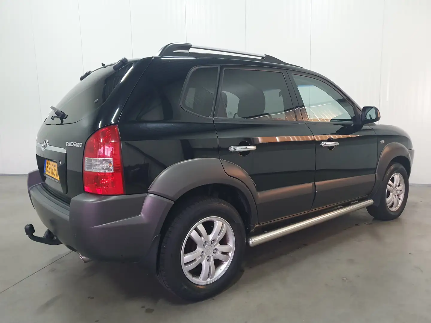 Hyundai TUCSON 2.0i Style CLIMA/CRUISE/TRHAAK/LMV Zwart - 2