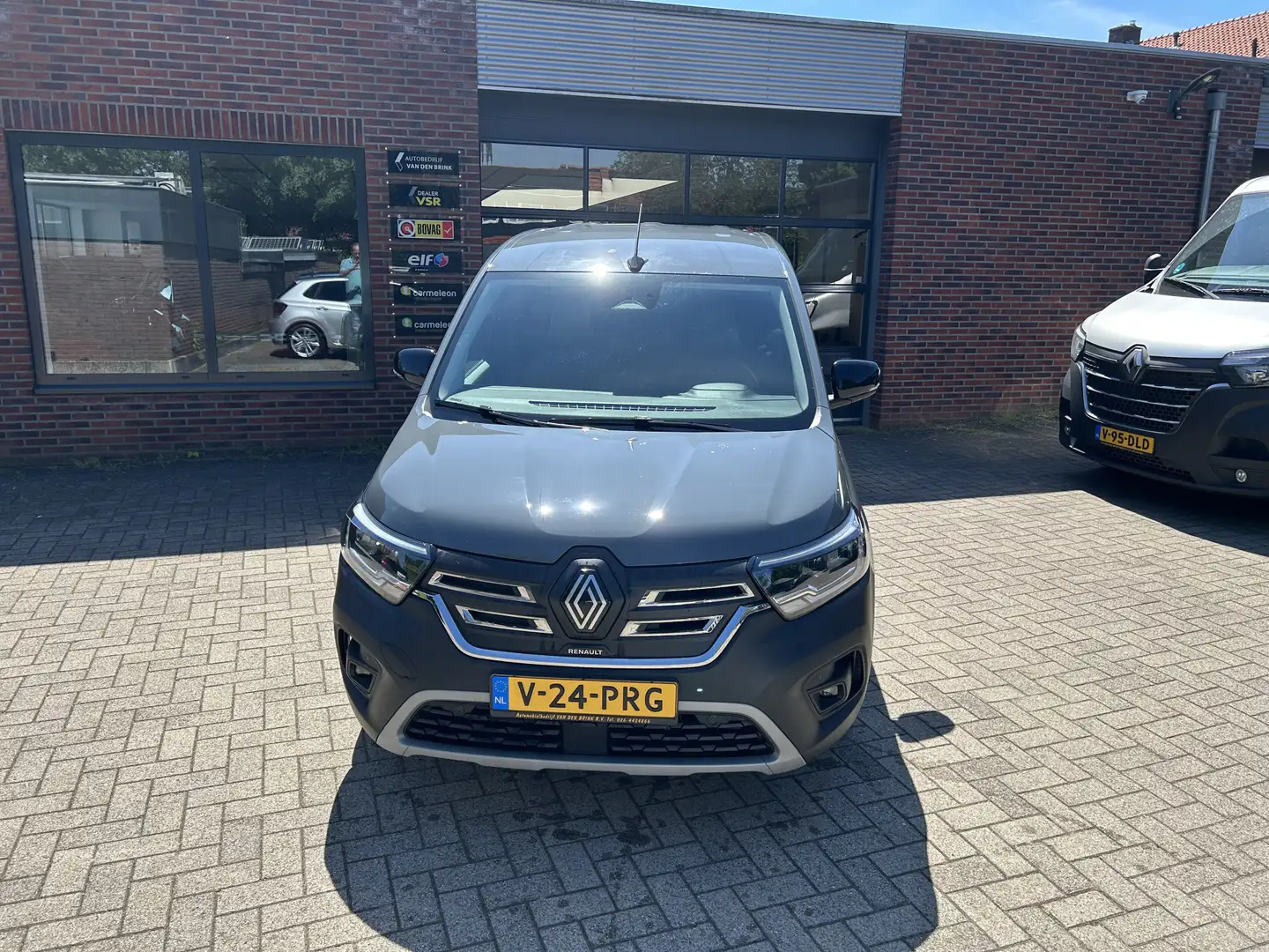 Renault Kangoo E-TECH Extra L1 44 kWh snelladen Grau - 2