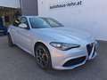 Alfa Romeo Giulia Ti 2,0 280 AT8 Q4 Silber - thumbnail 2