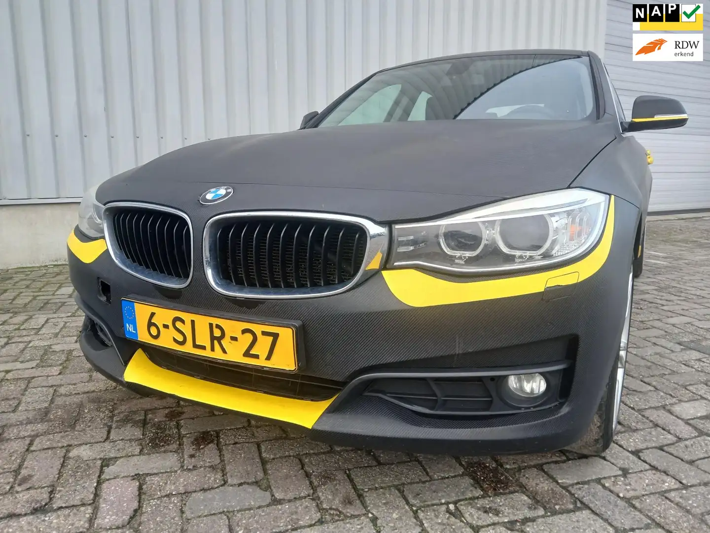 BMW 318 3-serie Gran Turismo 318d High Executive - Schade Grijs - 1