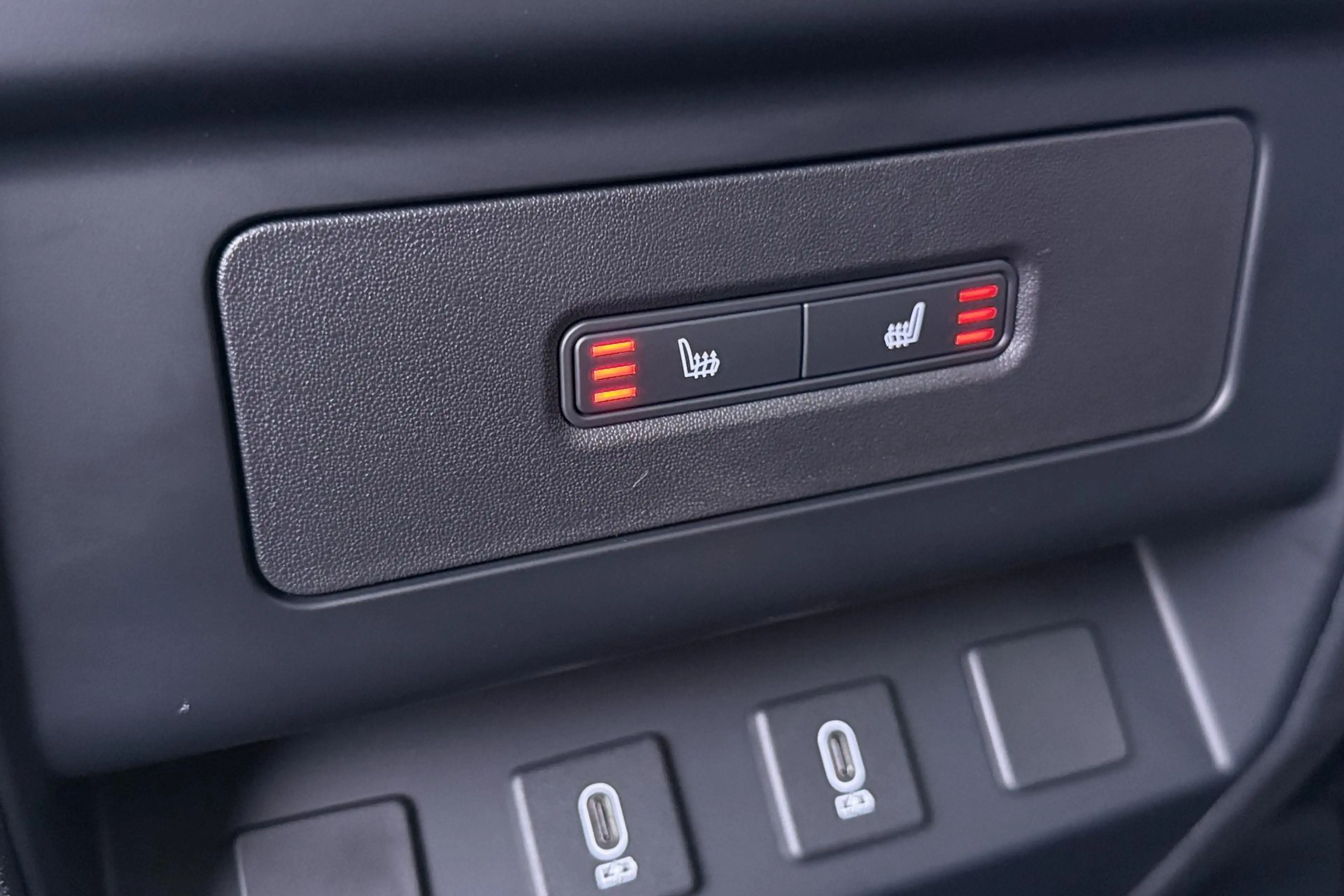 Land Rover Defender 110 P300e X-Dynamic HSE | MY26 | ClearSight | Meri — photo 48
