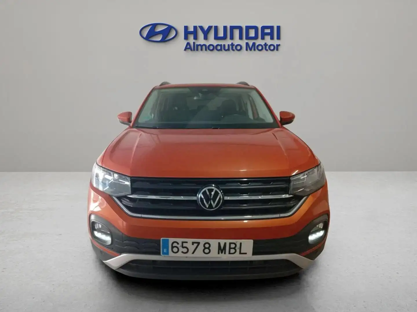 Volkswagen T-Cross 1.0 TSI Advance 81kW Rojo - 2