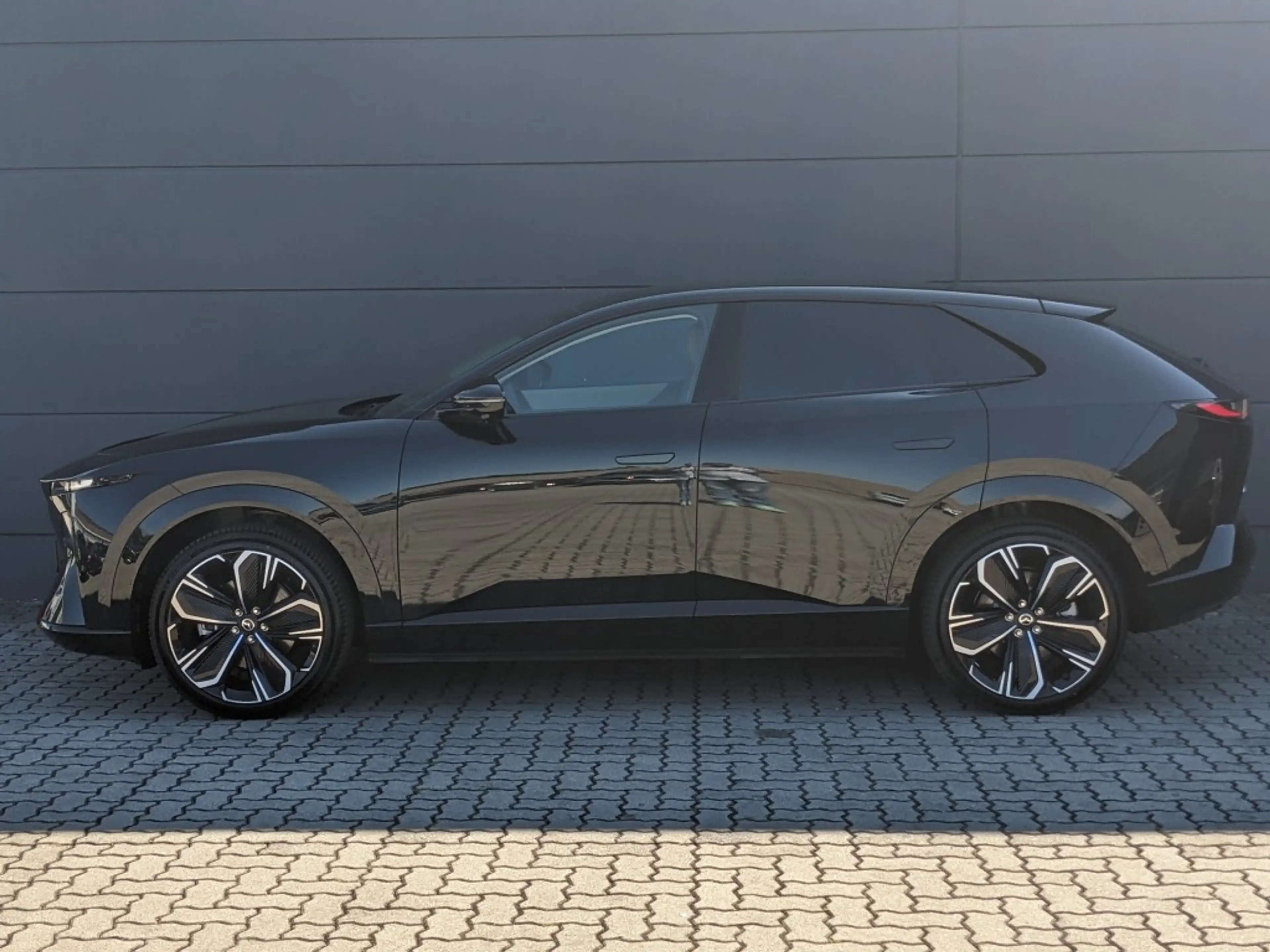 Mazda CX-6e EV (258PS) Takumi Plus AHK Panoramadach NEU — photo 3