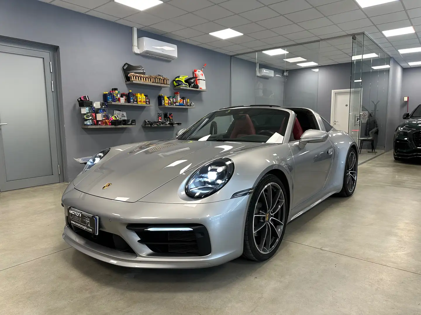 Porsche 911 911 VIII 992 Targa 3.0 4 auto Zilver - 1