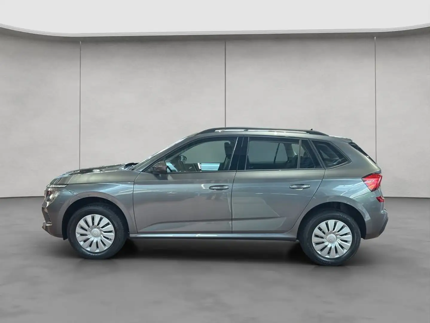 Skoda Kamiq 1.0 TSI Essence Grau - 2