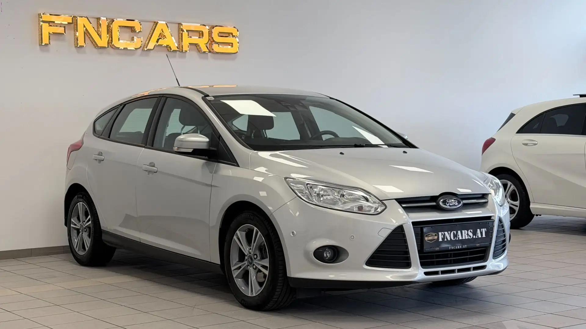 Ford Focus Easy 1,0 EcoBoost Silber - 1