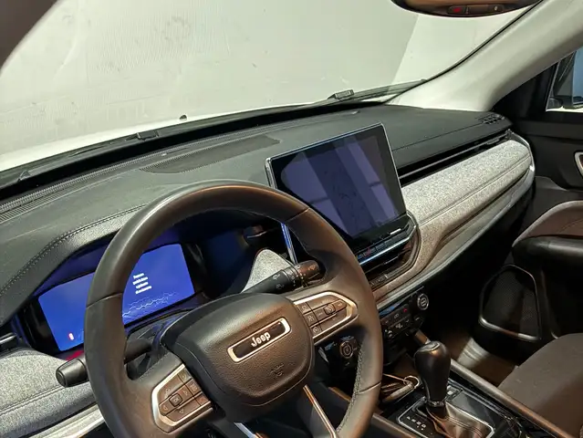 Jeep Compass view 9