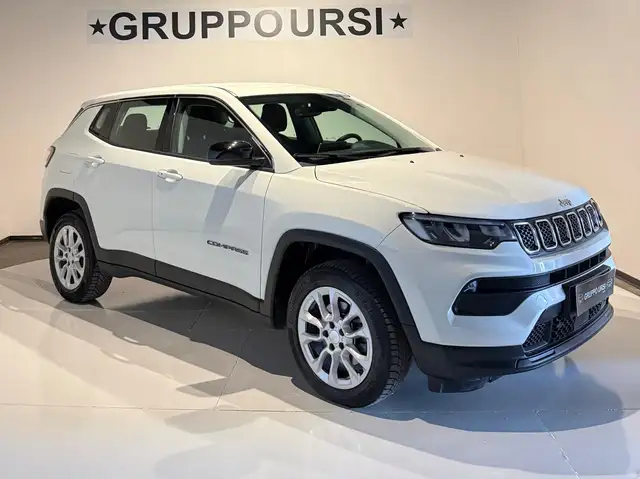Jeep Compass view 2