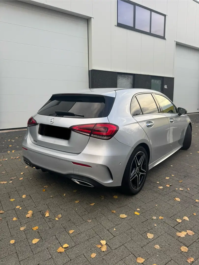 Mercedes-Benz A 180 7G-DCT AMG Line Gekeurd Voor Verkoop Argent - 2