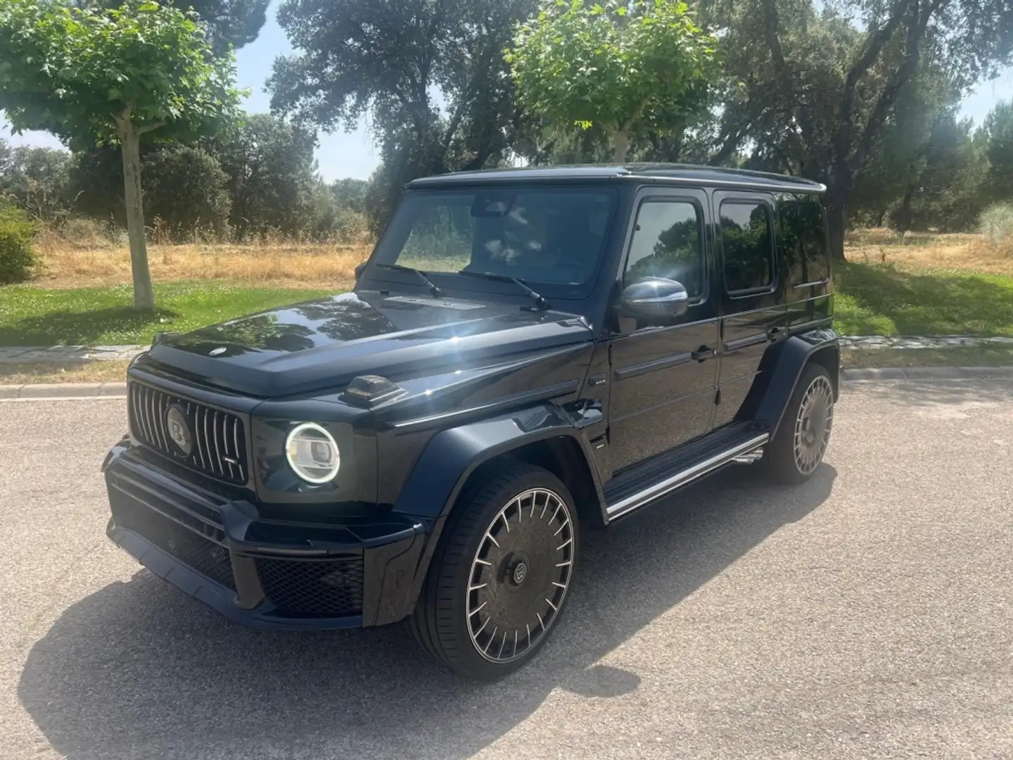 Mercedes-Benz G 63 AMG 4Matic 9G-Tronic Czarny - 1