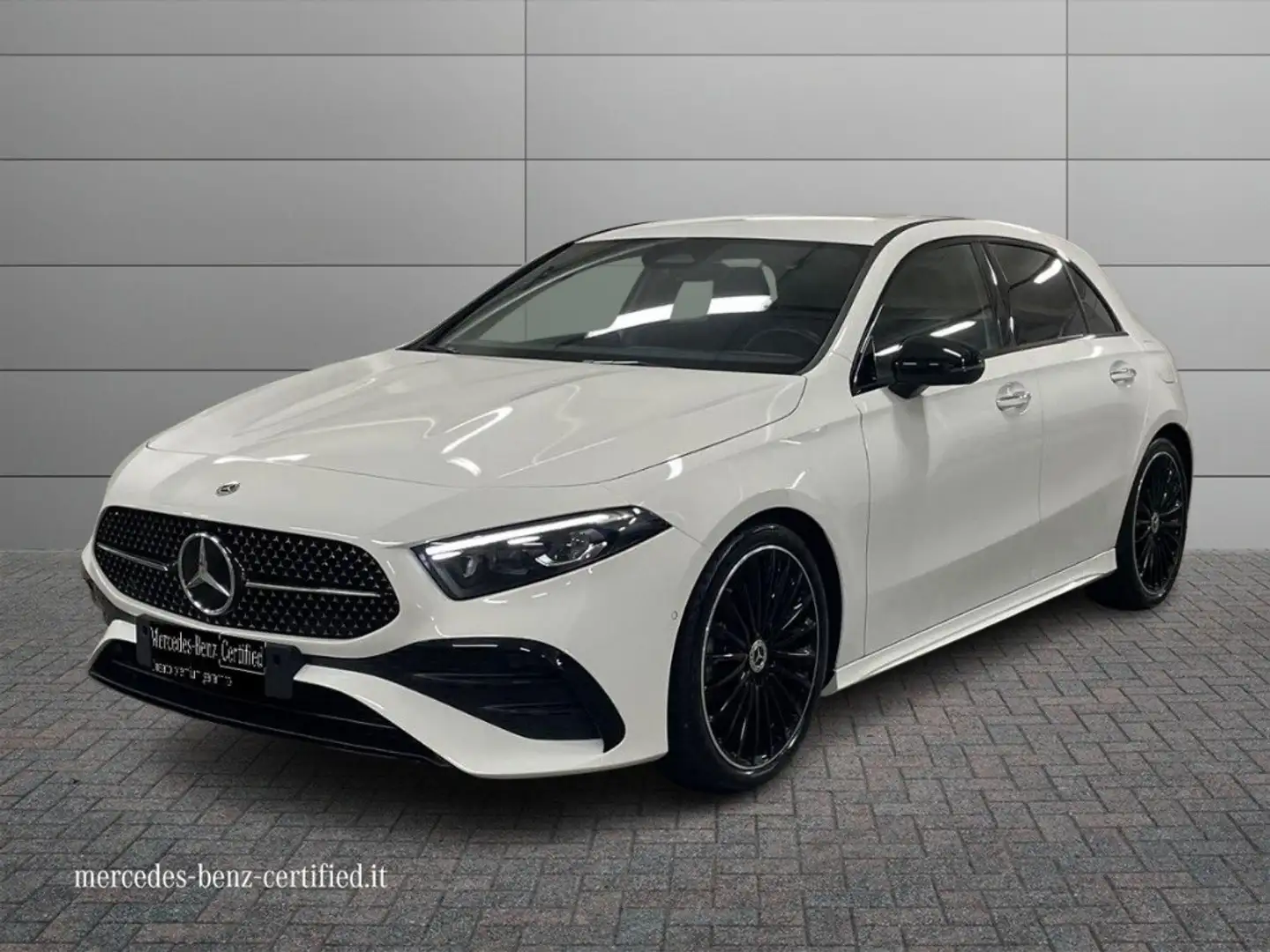 Mercedes-Benz A 180 - A 180 d AMG Line Advanced Plus auto Bianco - 1