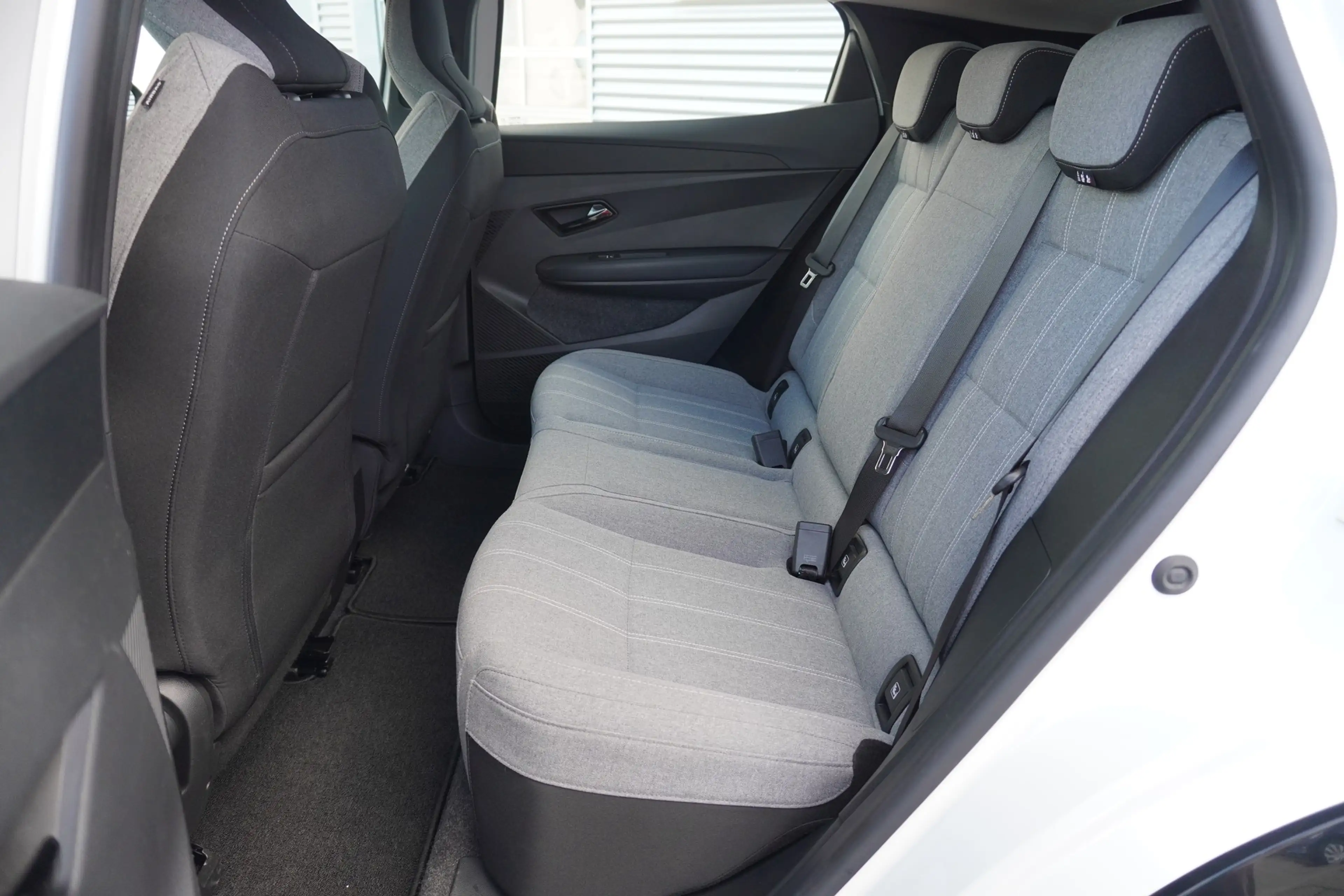 Renault Megane E-Tech Electric Equilibre EV40 LED Kamera — photo 15
