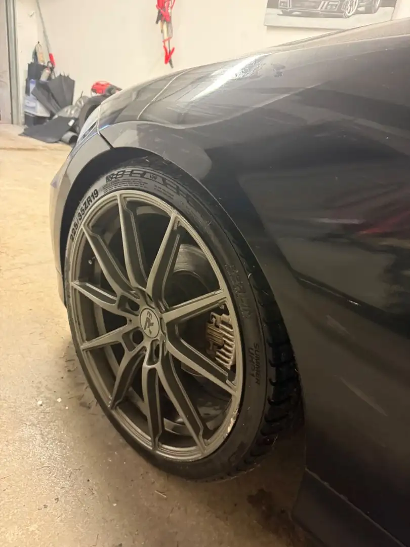 BMW 320 i Touring /Panoramadach/19Zoll/Xenon Noir - 1