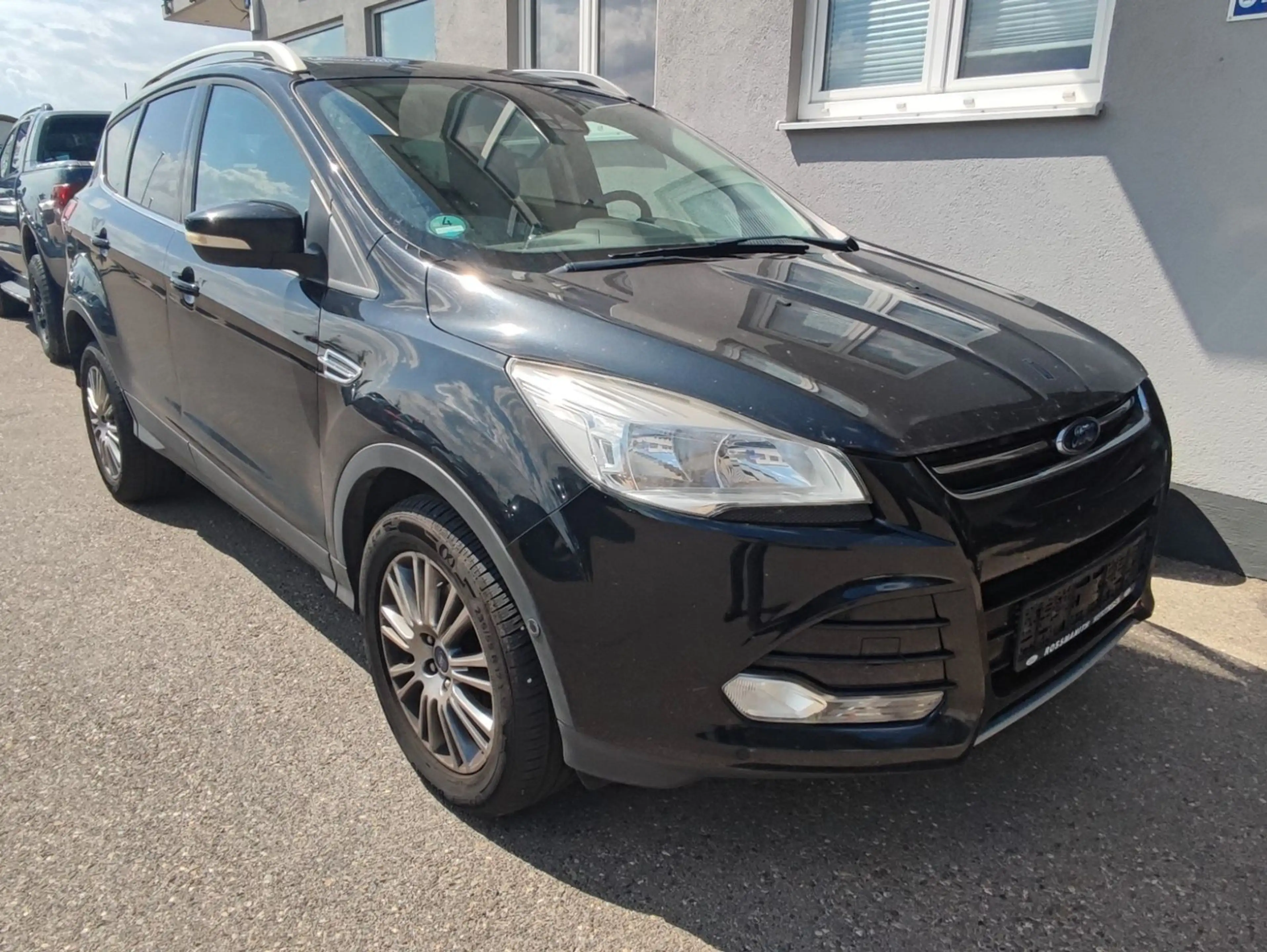 Ford Kuga 2.0 TDCi Titanium Allrad Auto *EXPORT/PANOR — photo 3