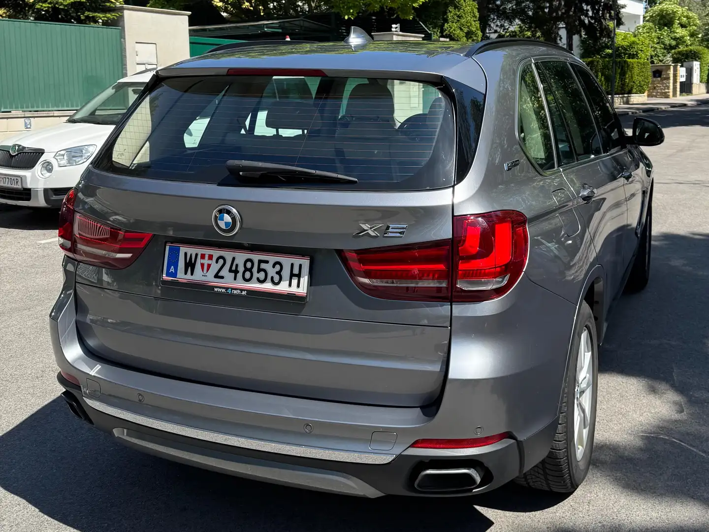 BMW X5 X5 xDrive40e iPerformance Silber - 2