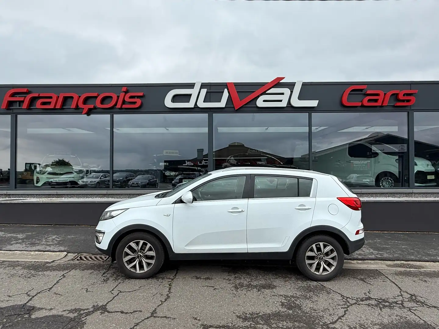 Kia Sportage 🔥ETAT NEUF✅EXPORT OU MARCHAND😍TOP DEAL Blanc - 1