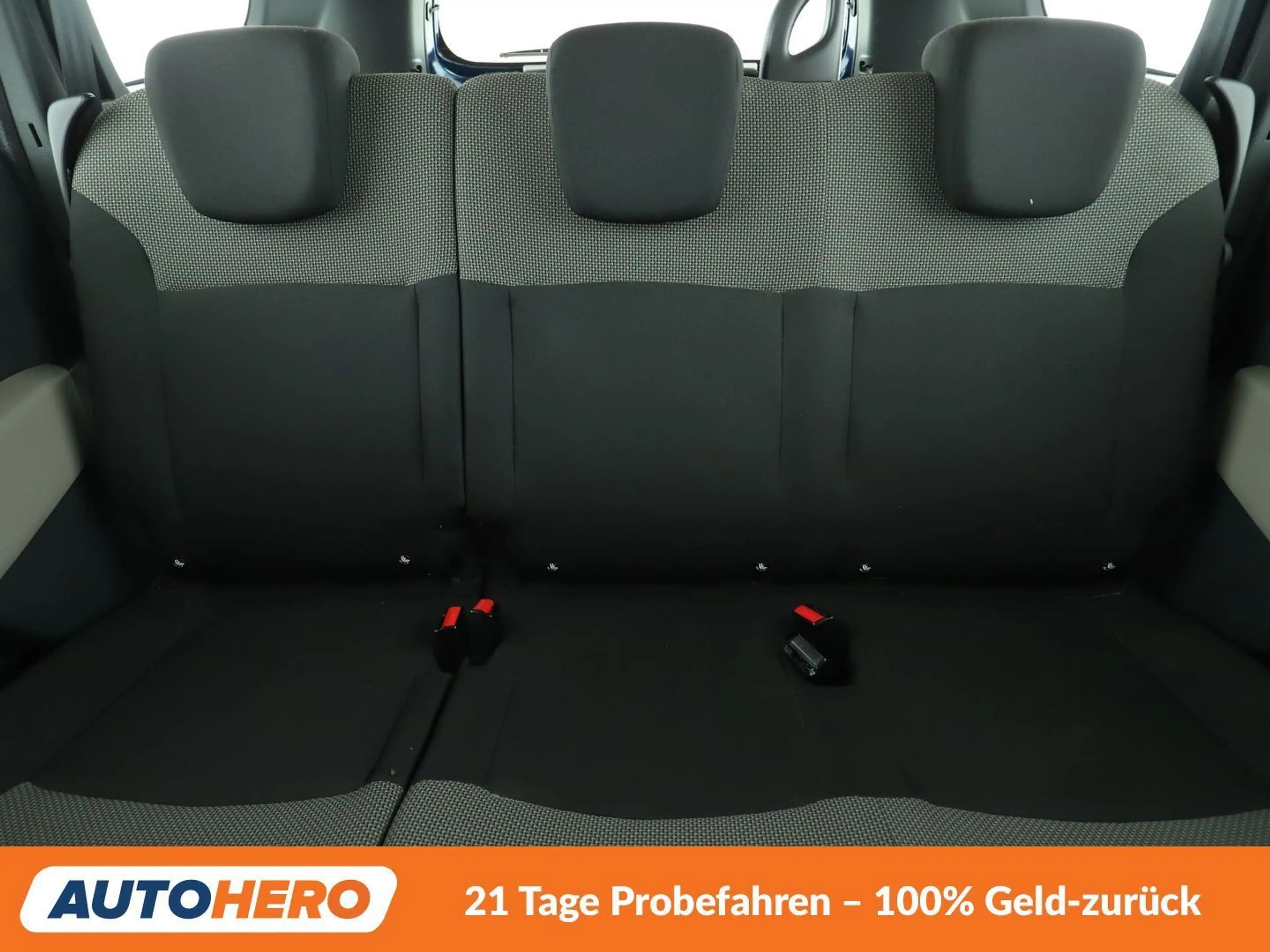Dacia Lodgy 1.6 Ambiance*NAVI*PDC*KLIMA*GARANTIE* — photo 15