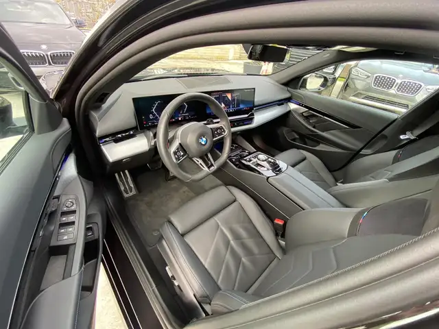 BMW M view 9