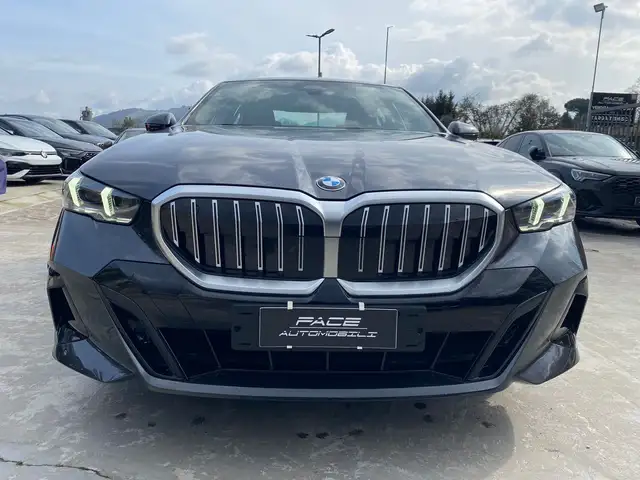 BMW M view 6