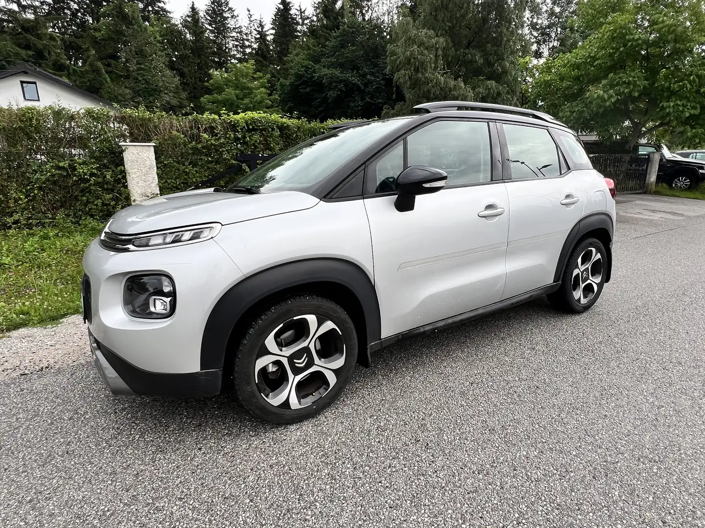Citroen C3 Aircross PureTech 110 S&S EAT6 Feel Aut. Silber - 1