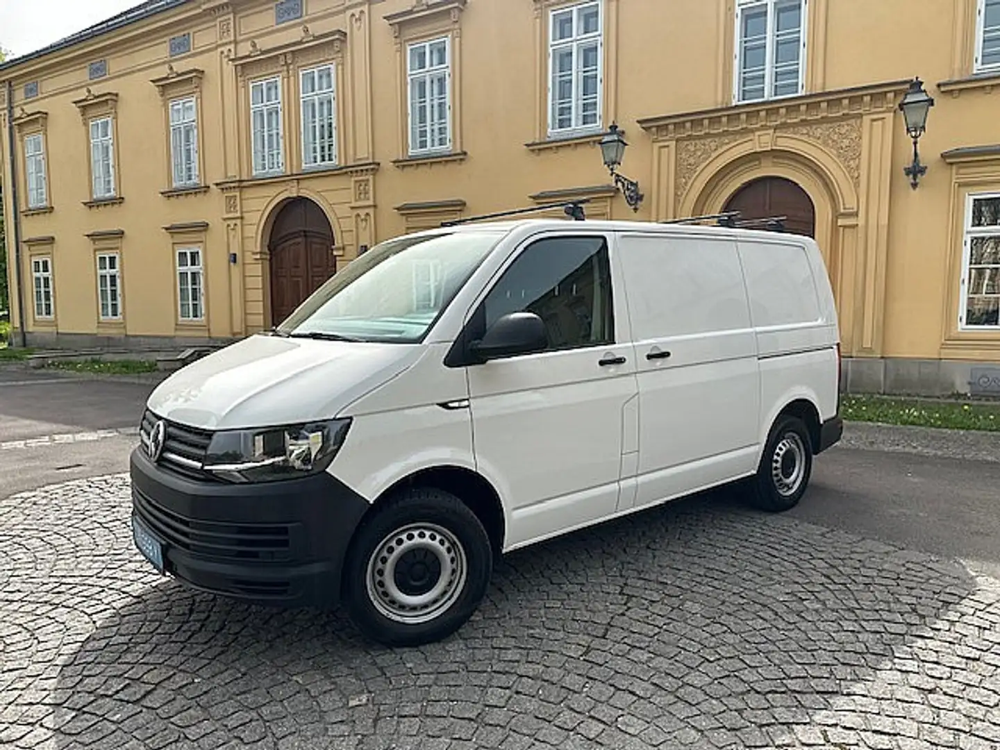 Volkswagen T6 Transporter KR 2,0 TDI *AHK, Klima, 2x SCHIEBETÜRE, Sitzhei... bijela - 2