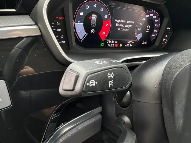Audi Q3 view 12