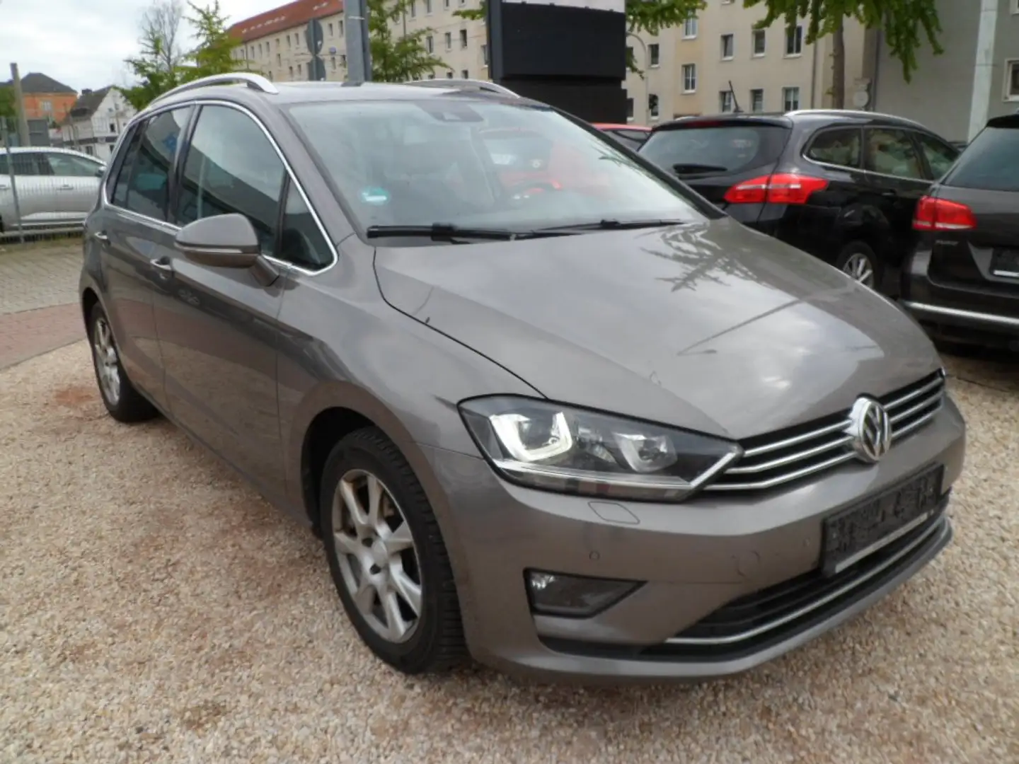 Volkswagen Golf Sportsvan Highline BMT/Start-Stopp *PANORAMASCHIEBEDACH;TOP* Gris - 2