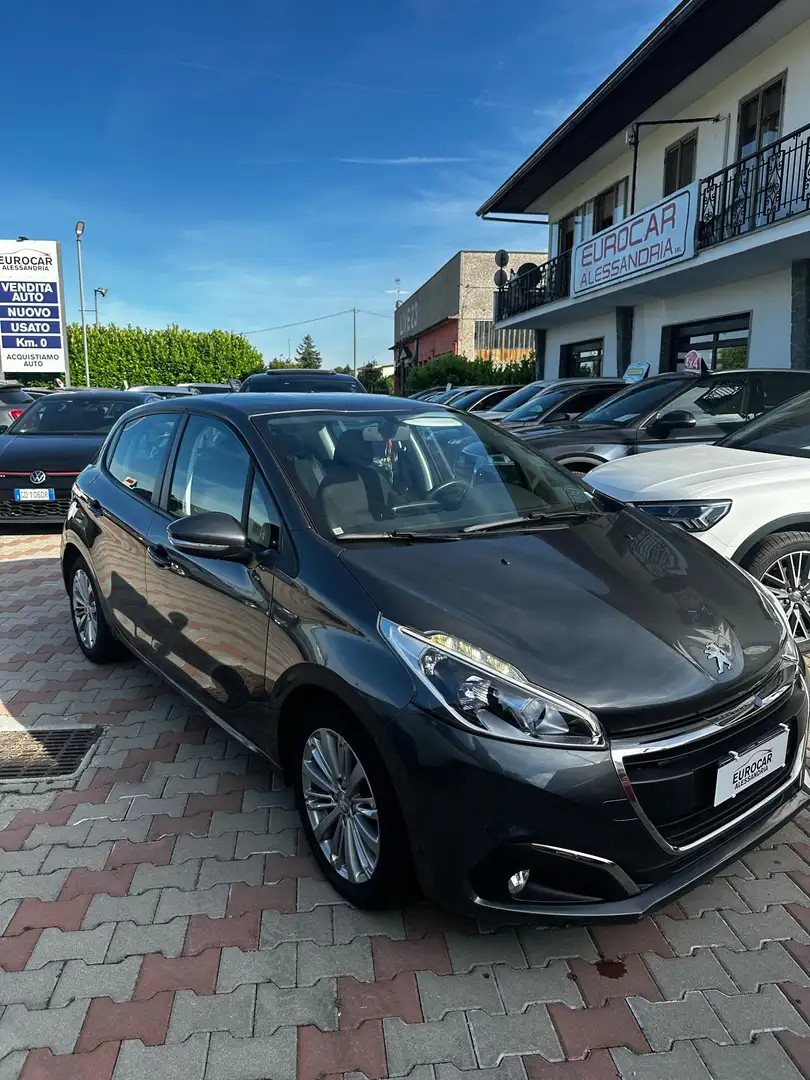 Peugeot 208 5p 1.2 puretech Allure 82cv Gris - 2