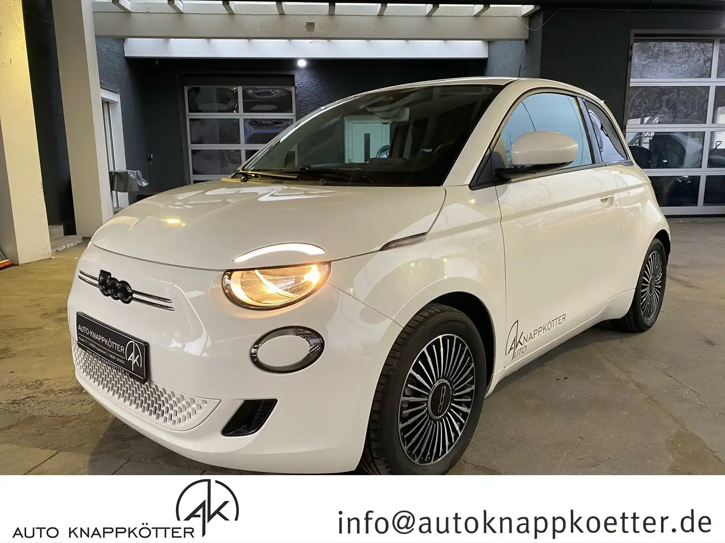 Fiat 500 500e 3+1 Passion Autom./Klima/Tempomat/1. Hand Weiß - 1