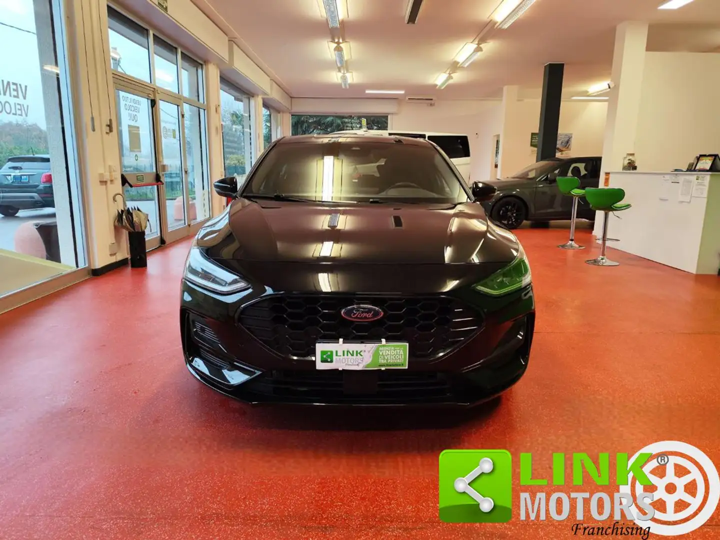 Ford Focus 1.0 EcoBoost Hybrid 125 CV 5p. ST-Line GAR.INCL Noir - 2