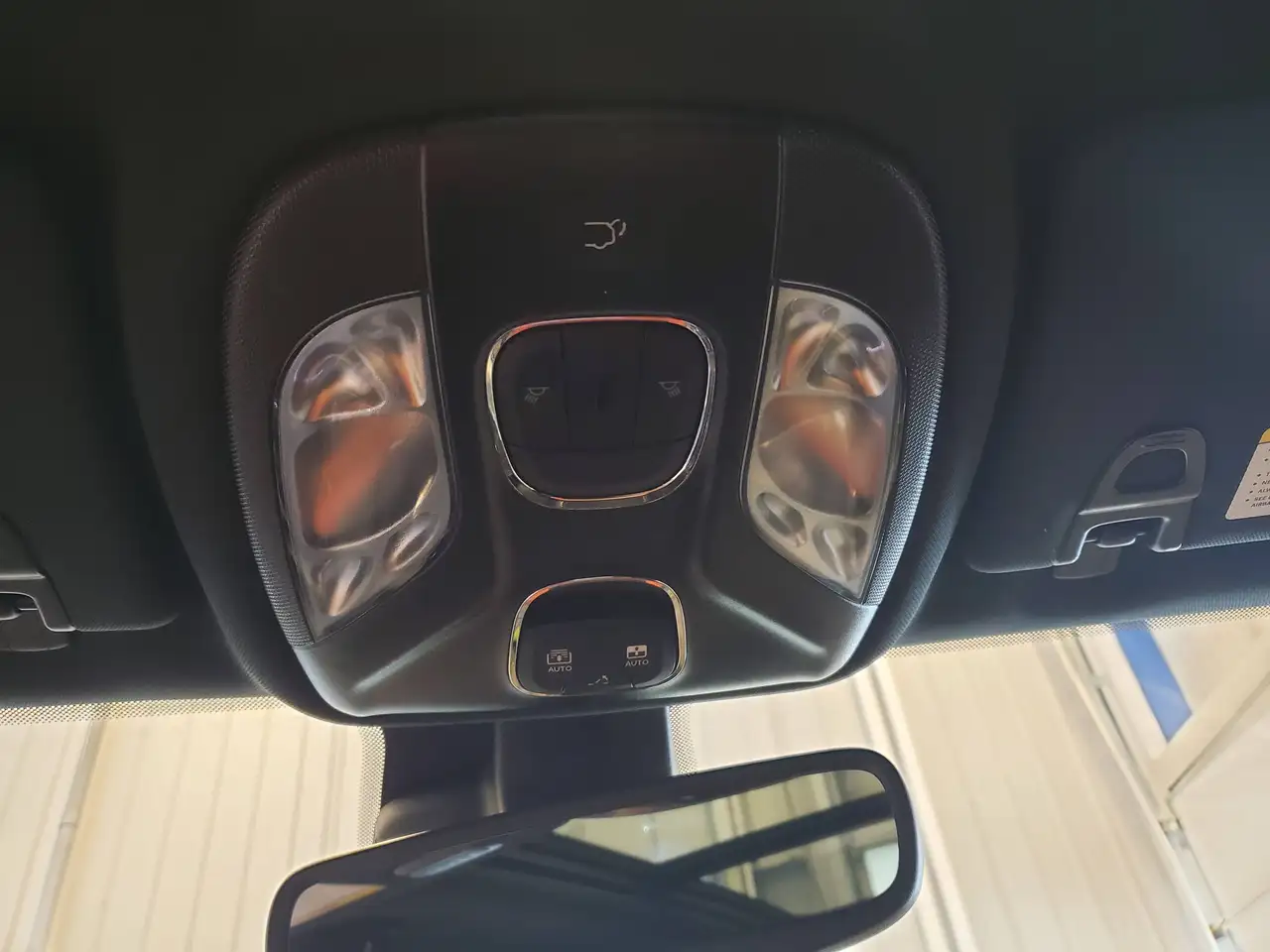 Jeep Compass photo Jeep Compass