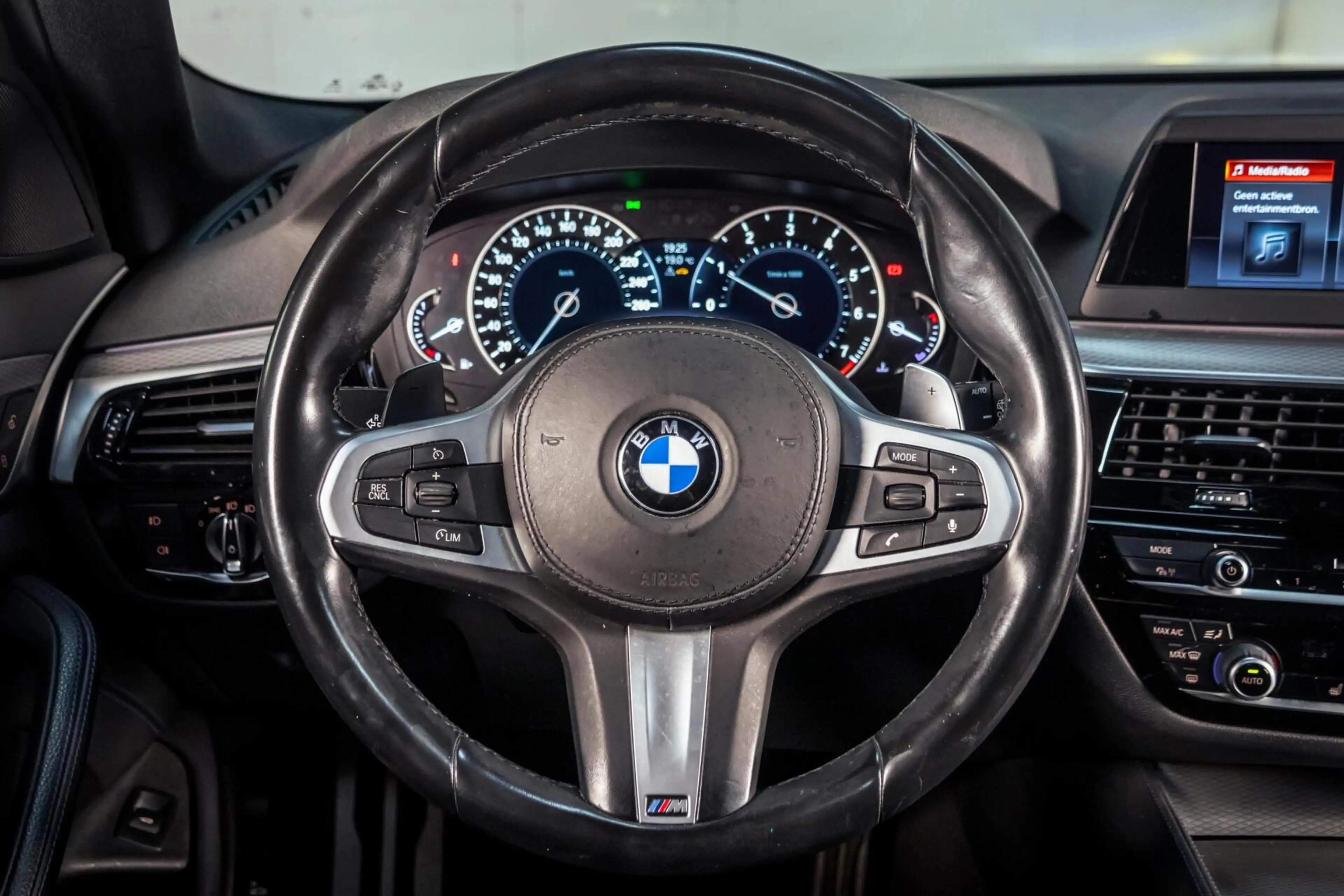 BMW 520 5-serie Touring 520i M-Sport|Pano|HUD|Trekhaak|HiF — photo 15