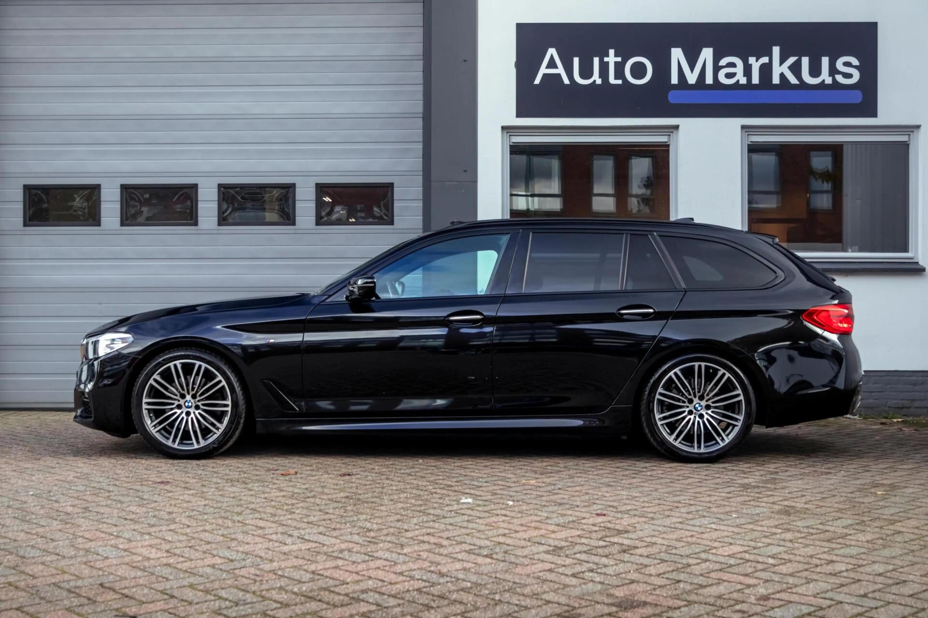 BMW 520 5-serie Touring 520i M-Sport|Pano|HUD|Trekhaak|HiF — photo 6