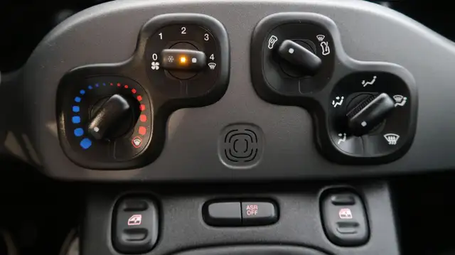 Fiat Panda view 11