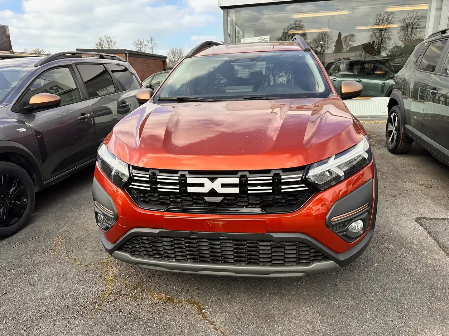 Dacia Jogger Extreme+ TCe 100 Eco-G 7-Sitzer Коричневый - 1