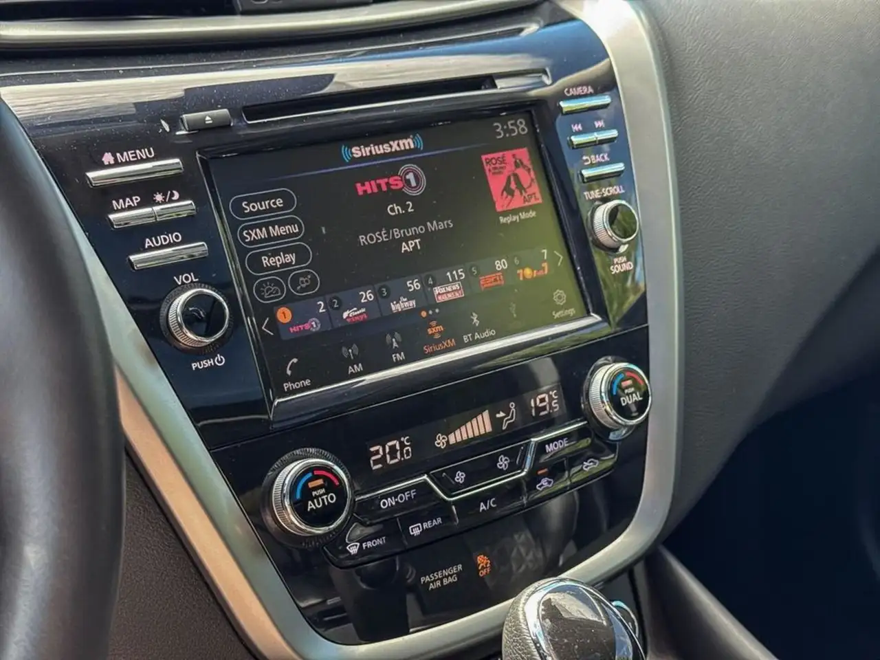 Nissan Murano photo Nissan Murano
