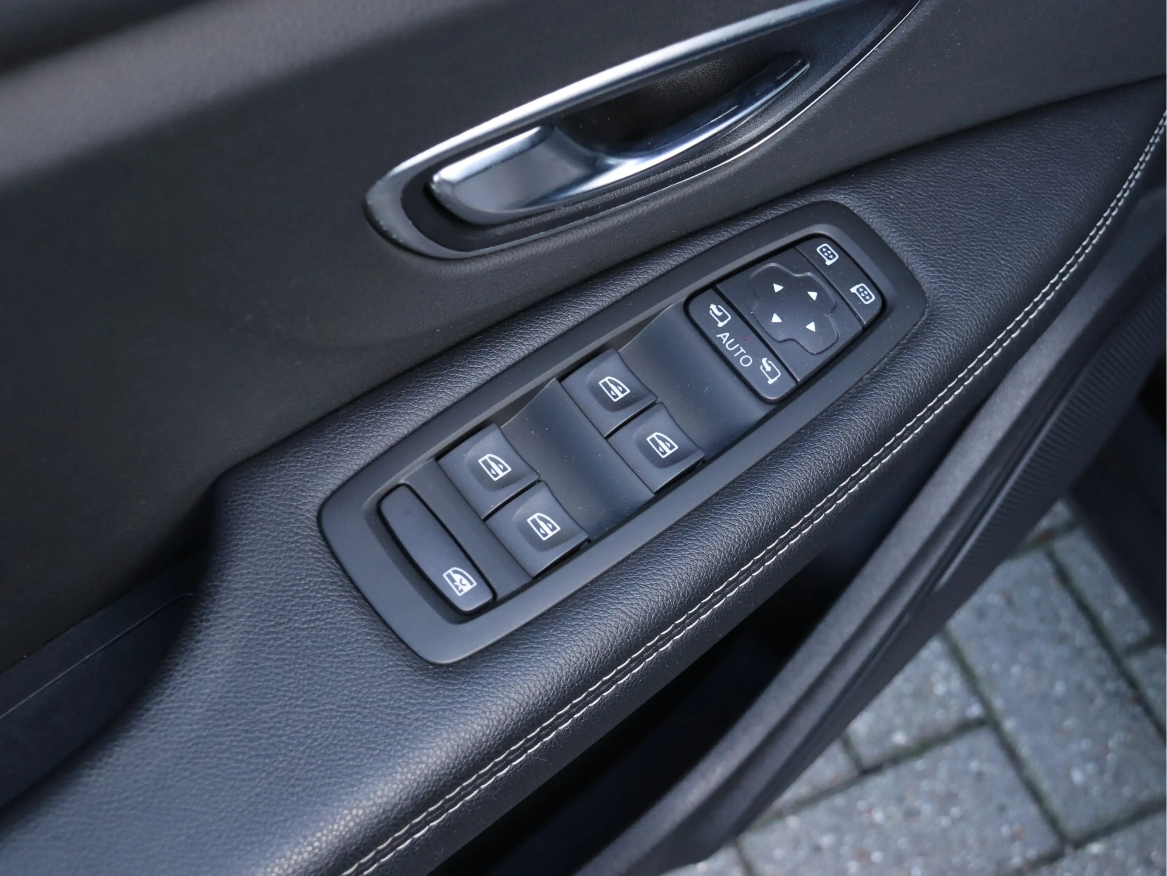 Renault Scenic 1.3 TCe 140 Limited EDC AUTOMAAT / CRUISE / TREKHA — photo 8