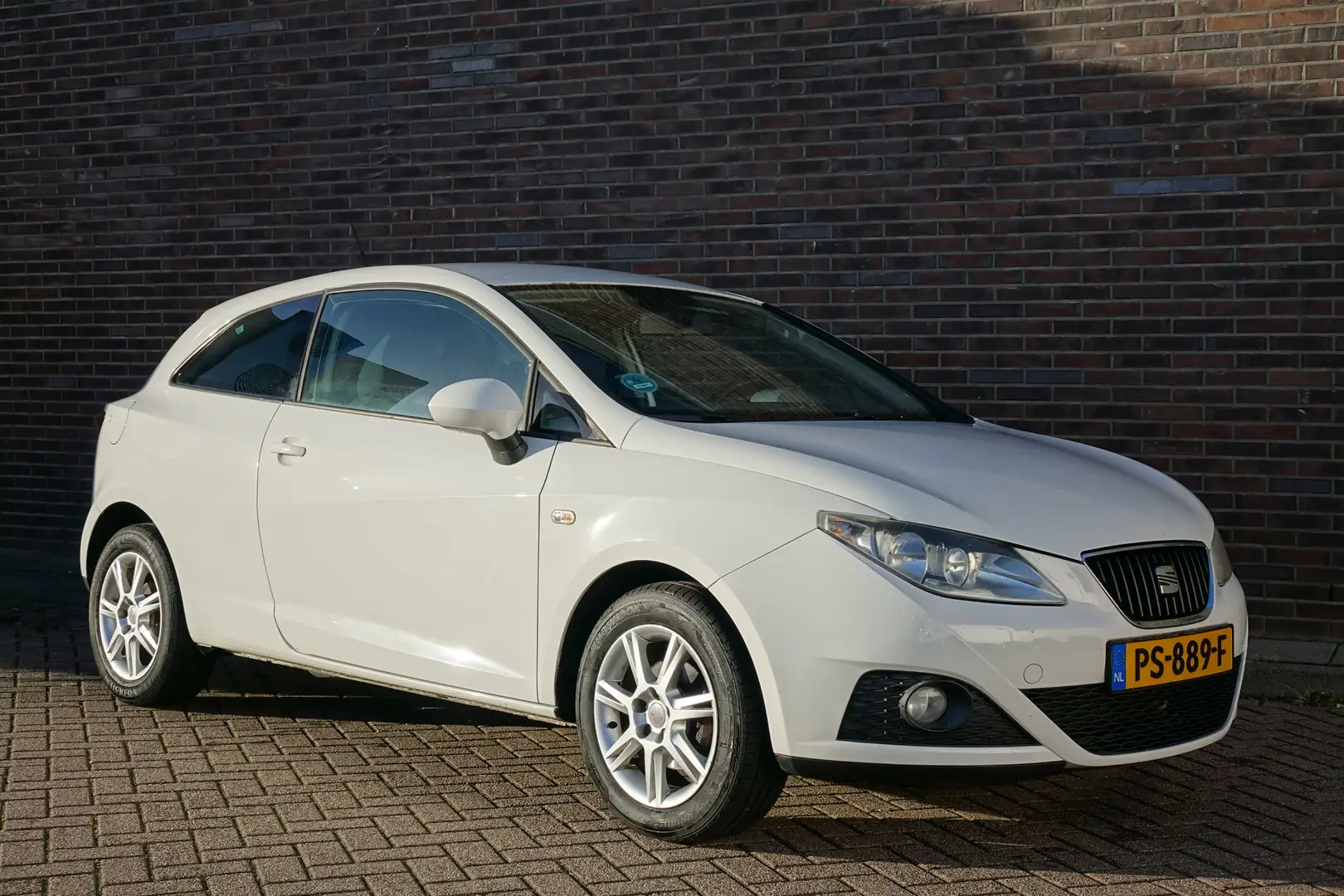 SEAT Ibiza SC 1.2 Reference, airco, cruise control, navigatie Wit - 2